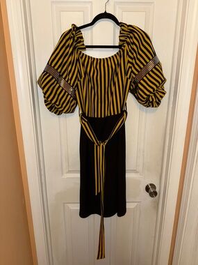 Striped Yellow and Black Puff-Sleeve Midi Dress